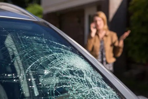 Windshield Repair in Costa Mesa CA - Onsite Services Available